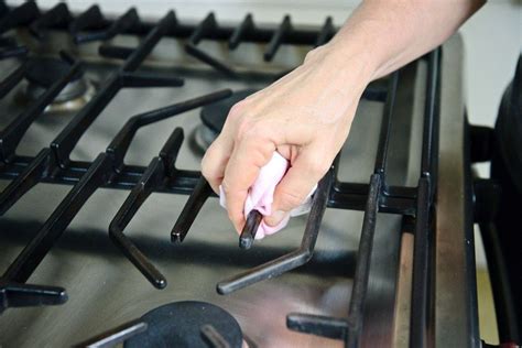 how to clean cast iron cooktop grates|cast iron grate cleaner.